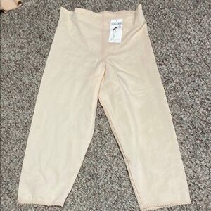 Vintage Shapewear Cream long shorts - nwt